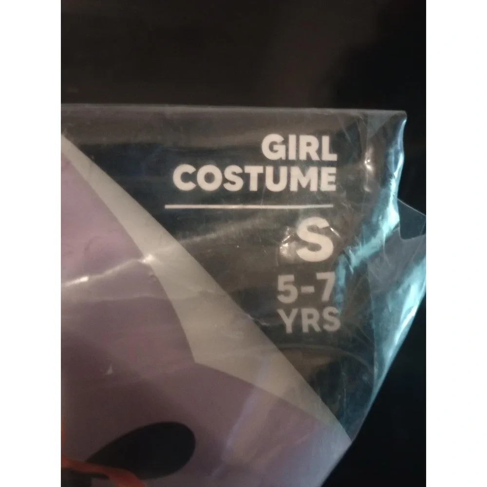 Spooktacular Creations Girls Witch Costume Size S 5-7 Dress Hat Broom Cape